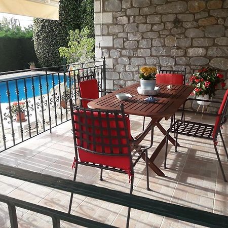 Kelly'S Villa In Stoupa Neokhorion  Exterior foto