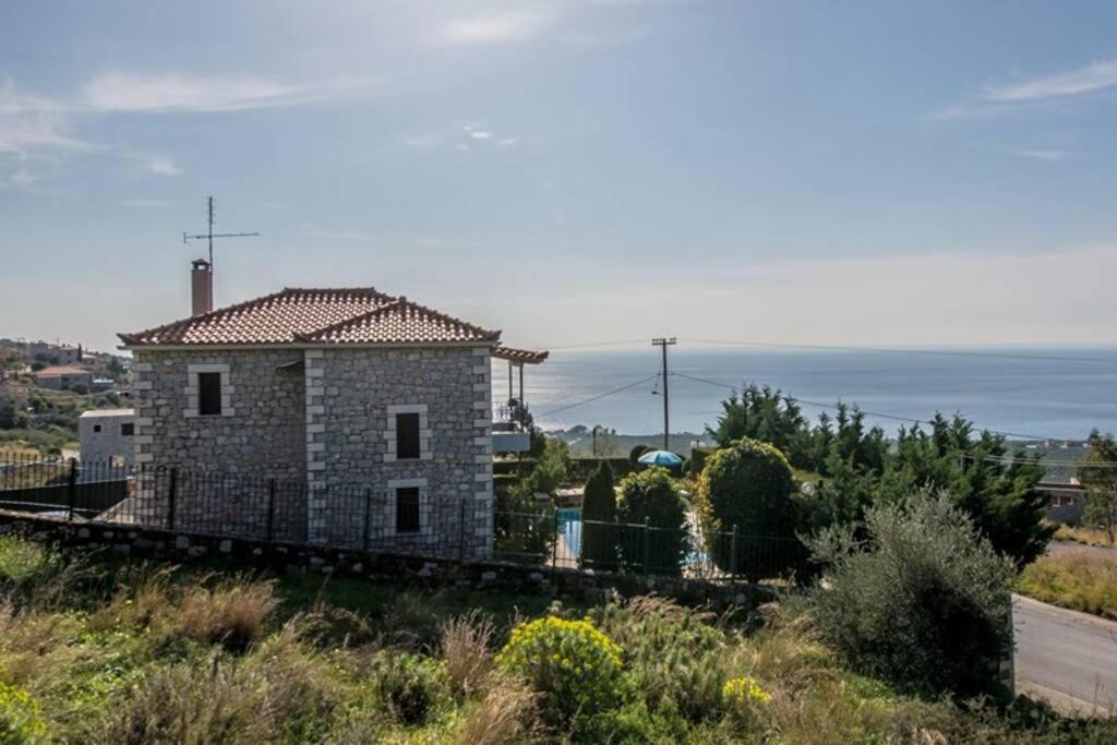 Kelly'S Villa In Stoupa Neokhorion  Exterior foto