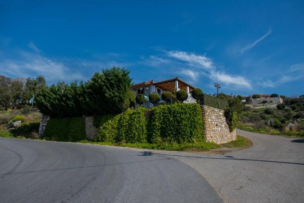 Kelly'S Villa In Stoupa Neokhorion  Exterior foto